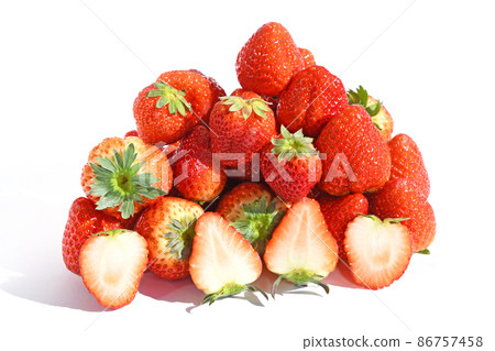 Strawberries Strawberries 86757458