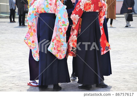 Graduation ceremony in hakama 86757617
