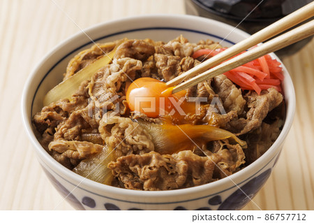生雞蛋牛丼 86757712