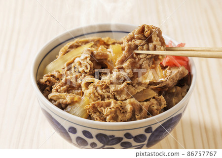 牛肉飯 86757767