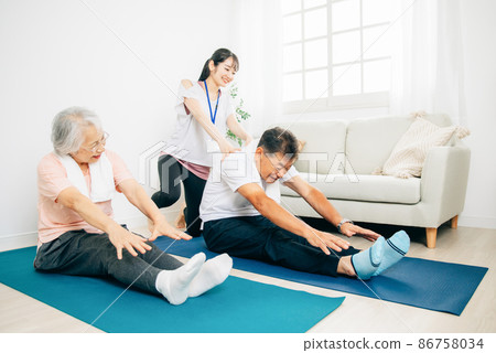 Long-term care preventive exercise trainer Long-term care preventive exercise trainer 86758034