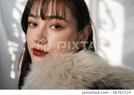 打扮女人 86763724