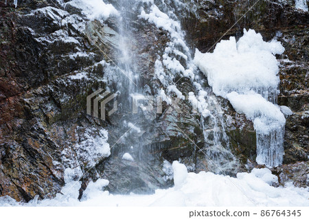 Hossawa Falls (ice bomb) Hossawa Falls (ice bomb) 86764345