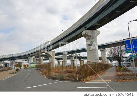 Highway pier 86764541
