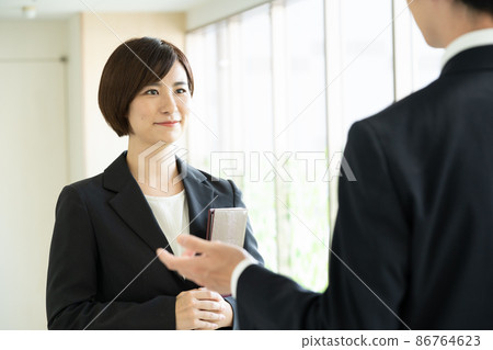 上司與下屬溝通 86764623