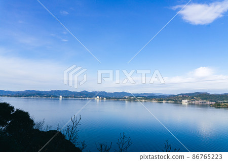 View from Tateyama Temple Lake Hamana in winter 86765223