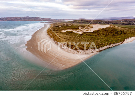 Dooey beach by Lettermacaward in County Donegal - Ireland Dooey beach by Lettermacaward in County Donegal - Ireland 86765797