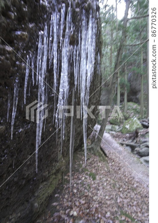 Namerikawa Valley Namerikawa Valley 86770326