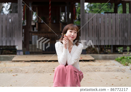 Sakura and female 86772217