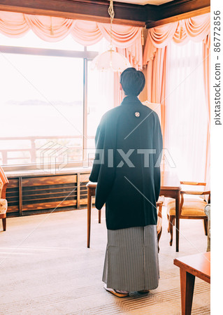 Wedding ceremony, groom, kimono, back view Wedding ceremony, groom, kimono, back view 86772856