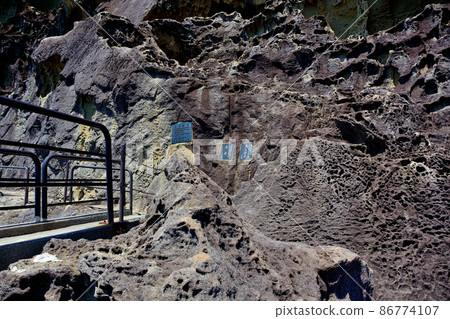 三重縣熊野市熊野市世界遺產世界遺產“鬼城”,當你深入猴子歸來時出現的一個被稱為Inugari的亮點(3) 三重縣熊野市熊野市世界遺產世界遺產“鬼城”,當你深入猴子歸來時出現的一個被稱為Inugari的亮點(3) 86774107