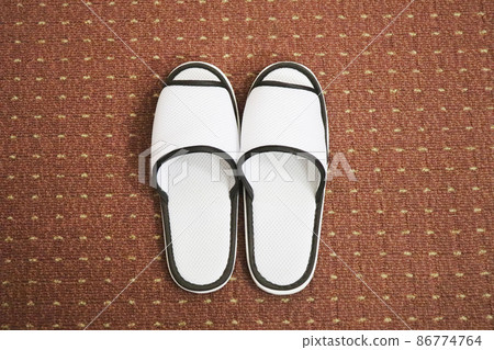 Indoor slippers 86774764
