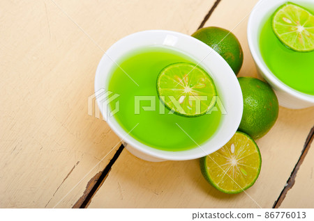green lime lemonade green lime lemonade 86776013