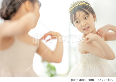 Children Lifestyle Dance Ballet Mirror Children Lifestyle Dance Ballet Mirror 86778109