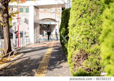 Around Tokyo Dome City / Tokyo 86780157
