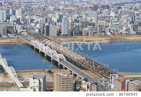 大阪市周秀橋附近的風景 86780945