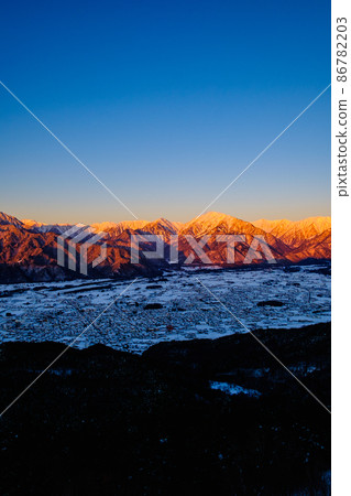 北阿爾卑斯/冬日黎明（來自大町市高加利山） 86782203