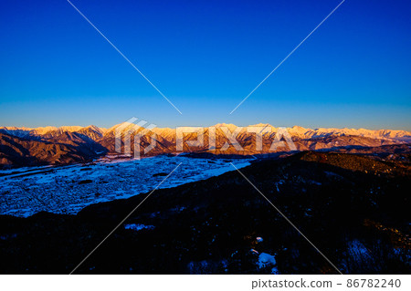 Northern Alps / Winter Dawn (from Takagariyama, Omachi City) Northern Alps / Winter Dawn (from Takagariyama, Omachi City) 86782240