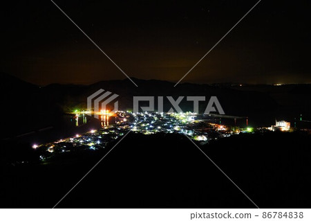 Night view of Satomachi from Kamikoshiki Island's Tonboro Observatory 86784838