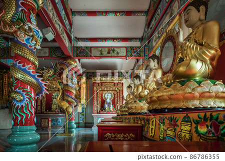 Architecture of chinese-style temple and Buddha images inside Wihan Thep Sathit Phra Ki Ti Chaloem. 86786355