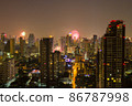 曼谷的新年建築物和煙花 86787998