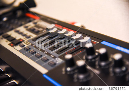 效果器混音器旋鈕材質 效果器混音器旋鈕材質 86791351