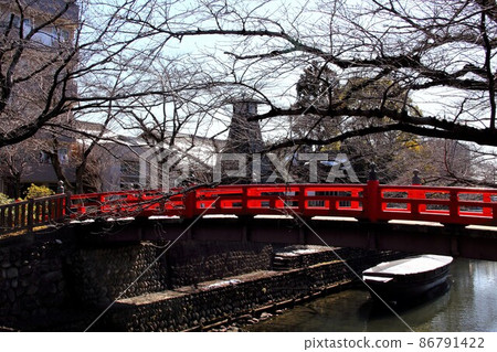 Walking around the Suimon River in winter ・ 3 (Ogaki City, Gifu Prefecture: The area around the back alley knot) Walking around the Suimon River in winter ・ 3 (Ogaki City, Gifu Prefecture: The area around the back alley knot) 86791422