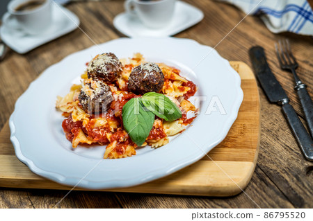Italian meat balls Italian meat balls 86795520