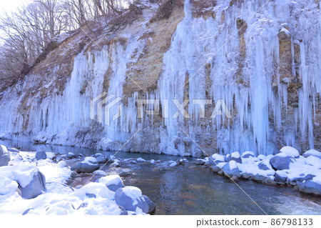 Shirakawa Ice Pillars (Kiso Town, Kiso District, Nagano Prefecture) Shirakawa Ice Pillars (Kiso Town, Kiso District, Nagano Prefecture) 86798133