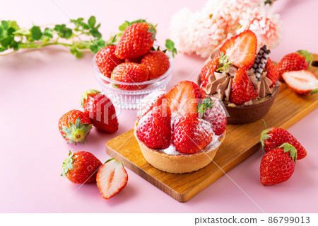 Strawberry tart buffet Strawberry tart buffet 86799013