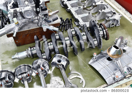 Disassembly and maintenance of automobile engine Disassembly and maintenance of automobile engine 86800028