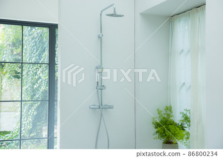 水周圍的內部 水周圍的內部 86800234