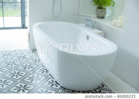 Interior around the water 86800235