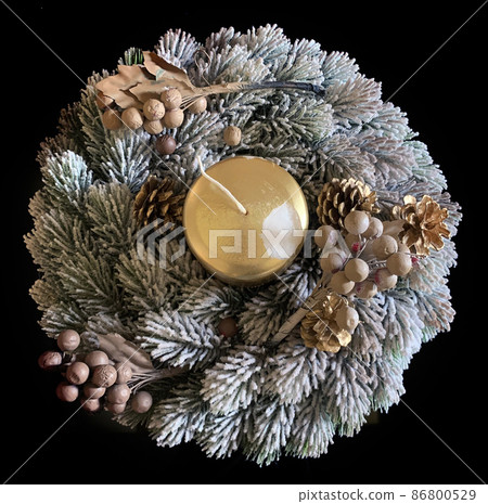 Christmas wreath of dry leaves and cones Christmas wreath of dry leaves and cones 86800529