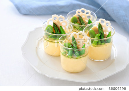Spring vegetable franc Western-style chawanmushi Spring vegetable franc Western-style chawanmushi 86804296