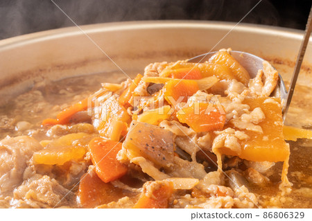 Pork soup with Hatchō Miso 86806329