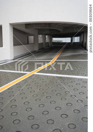 Scenery of multi-story parking lot 86809664