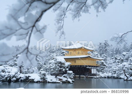 雪中的金閣寺_023 86810996