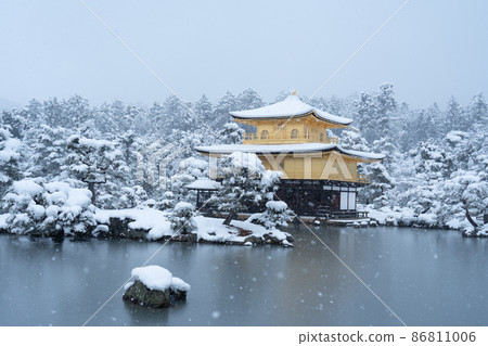 雪中的金閣寺_013 雪中的金閣寺_013 86811006