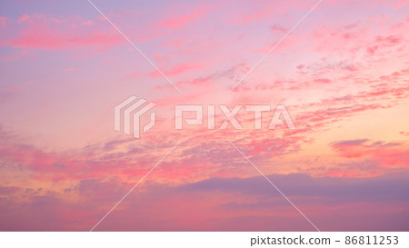 日出的天空 日出的天空 86811253