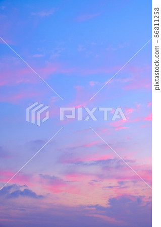 日出的天空 日出的天空 86811258