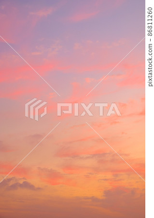 日出的天空 日出的天空 86811260