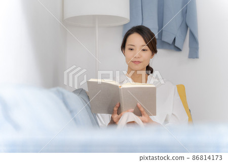 看書的女人 看書的女人 86814173