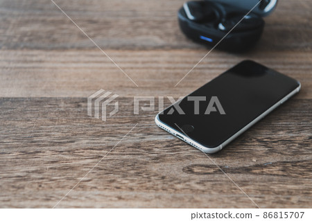 智能手機無線耳機數字設備圖像素材 86815707