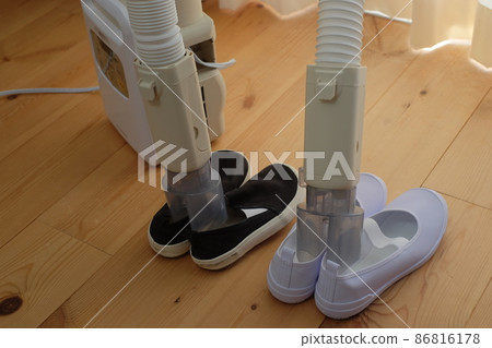 Shoe dryer Shoe dryer 86816178