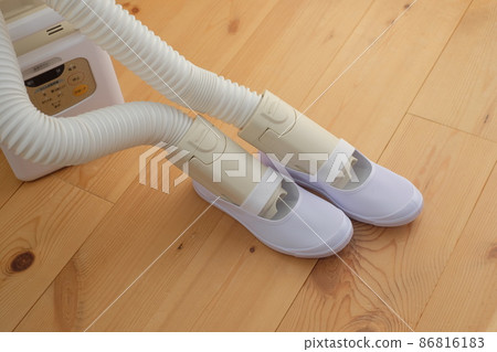 Shoe dryer Shoe dryer 86816183