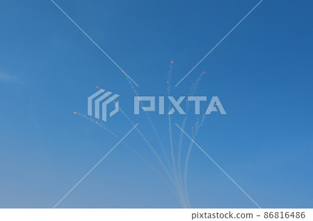 Swiss Air Force Acrobat Team "Patroille Switzerland" Flare Break 86816486