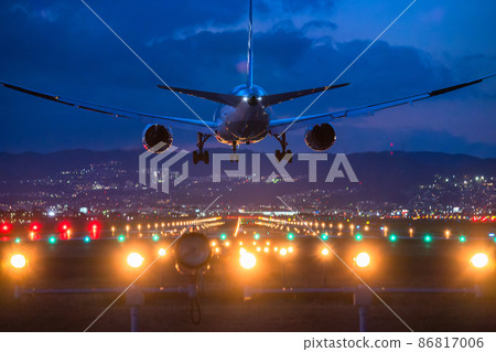 《Osaka Prefecture》 Aircraft / Osaka International Airport 《Osaka Prefecture》 Aircraft / Osaka International Airport 86817006