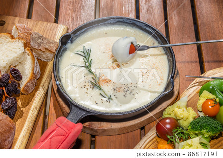 Cheese fondue Authentic cheese fondue swiss cuisine 86817191