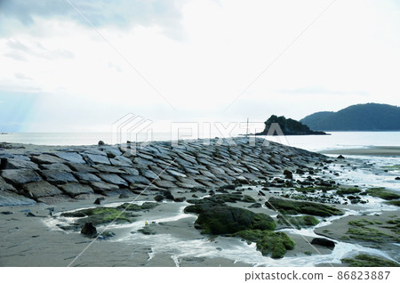 breakwater breakwater 86823887